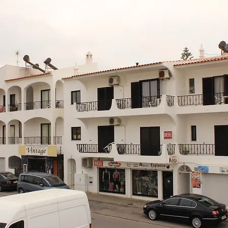 Dinita * Albufeira
